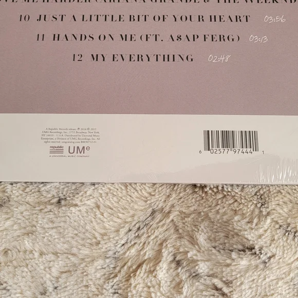 Ariana Grande - My Everything Black Vinyl LP - Picture 7 of 9